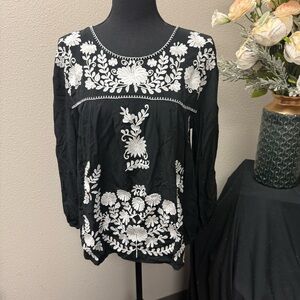 Layerz Black White Floral Embroidered Boho Tunic Blouse Long Sleeve M